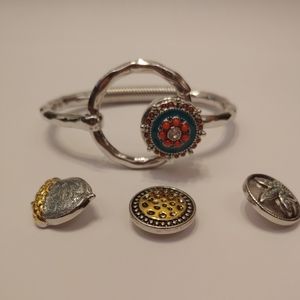 NWOT Boho Bracelet w/ 4 18mm snaps incl Starfish